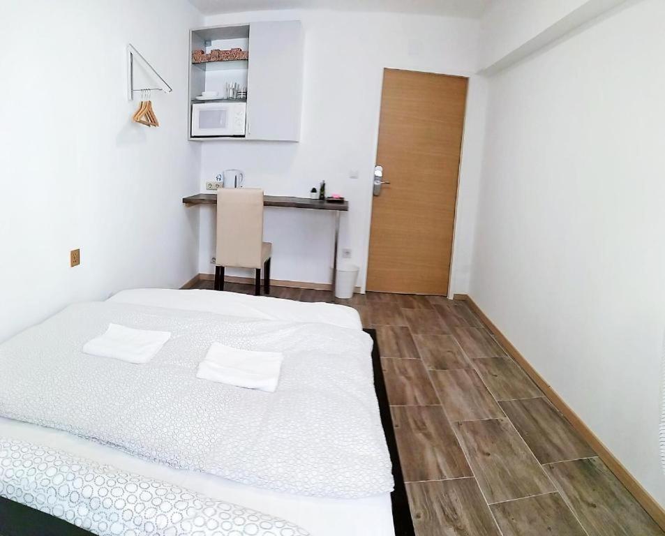 Smart Mini Hotel 비엔나 외부 사진